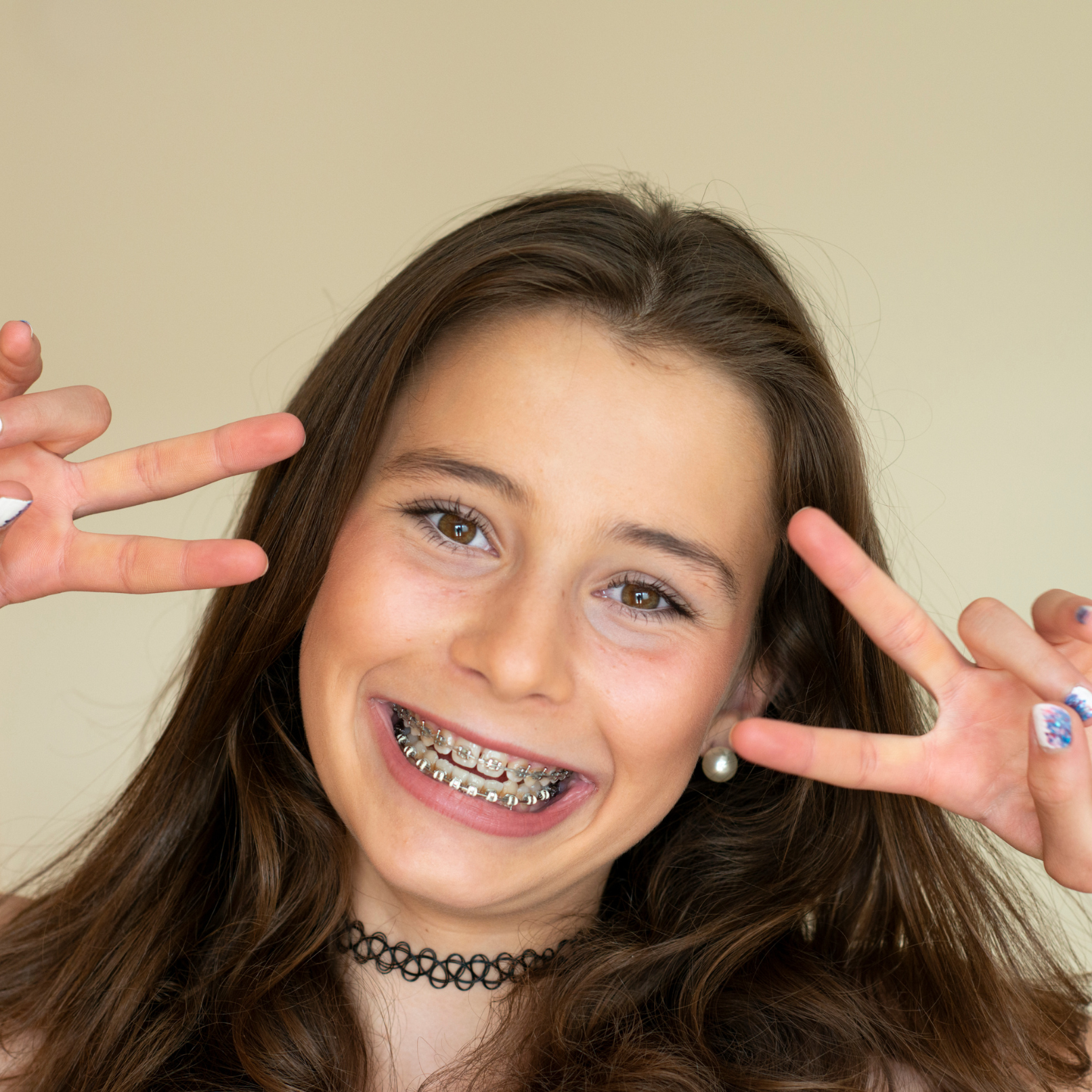 teen in braces